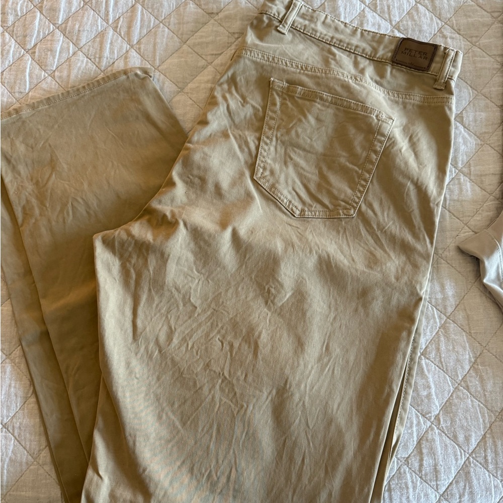 Peter Millar size 42 5 pocket chinos EUC